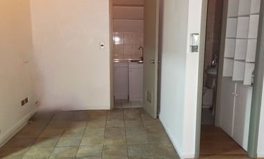 Oportunidad, Arriendo gran oficina 3P+2B, Santiago centro