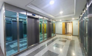 Oportunidad, Arriendo gran oficina 3P+2B, Santiago centro