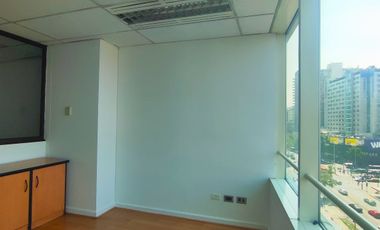 Oportunidad, Arriendo gran oficina 3P+2B, Santiago centro