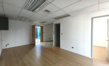 Oportunidad, Arriendo gran oficina 3P+2B, Santiago centro