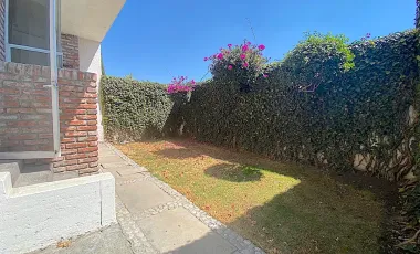 Casa en renta en Hacienda de las Palmas, Huixquilucan, México