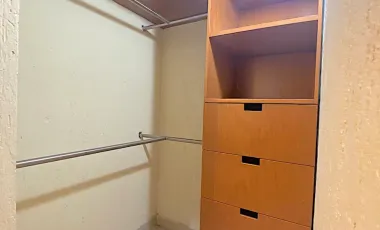 Casa en renta en Hacienda de las Palmas, Huixquilucan, México