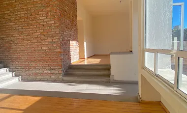 Casa en renta en Hacienda de las Palmas, Huixquilucan, México