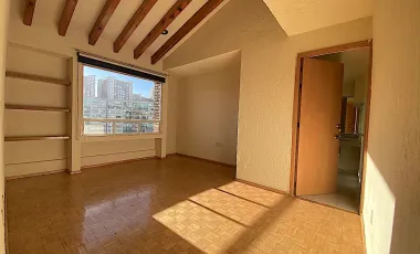 Casa en renta en Hacienda de las Palmas, Huixquilucan, México