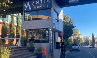 Casa en renta en Hacienda de las Palmas, Huixquilucan, México