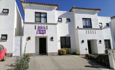 Hermosa Casa en Arboleda 1, alberca y areas verdes