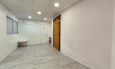 GRAN OPORTUNIDAD LOCAL COMERCIAL A PASOS METRO U DE CHILE