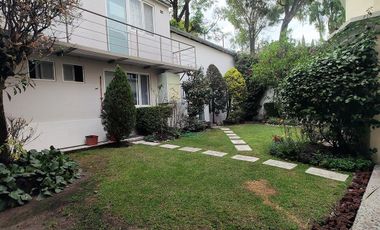 Casa en venta calle cerrada Lomas de las Palmas