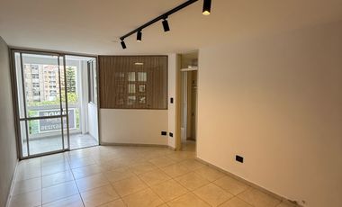 Sobre chacabuco con balcón frente