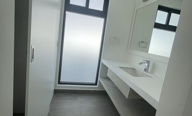 Exclusivo silencioso PH del Valle Nte 3R 3.5B 2E y roof garden propio