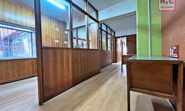 Arriendo Oficina Comercial en Corazón de Valparaíso