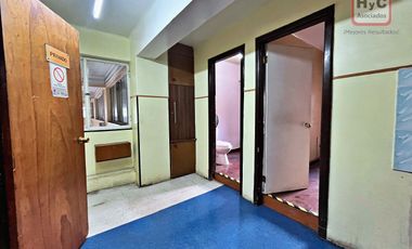 Arriendo Oficina Comercial en Corazón de Valparaíso