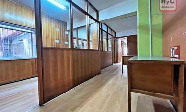 Arriendo Oficina Comercial en Corazón de Valparaíso