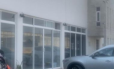 LOCAL COMERCIAL EN RENTA