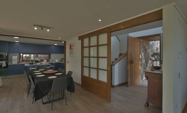 Arriendo Amoblado, Hermosa Casa en parcela de 6.000 mts2. 5D/4B