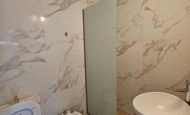 Departamento 2 ambientes impecable en venta