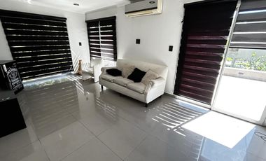 Propiedad en 2 Plantas con Vista al Lago en Fincas de Iraola