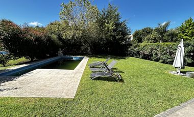 Propiedad en 2 Plantas con Vista al Lago en Fincas de Iraola