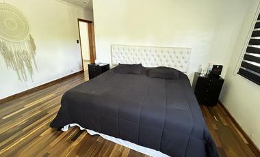 Propiedad en 2 Plantas con Vista al Lago en Fincas de Iraola