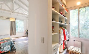 Casa de 4 dormitorios en venta - linda con jcr - Fisherton