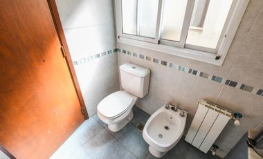 Casa de 4 dormitorios en venta - linda con jcr - Fisherton