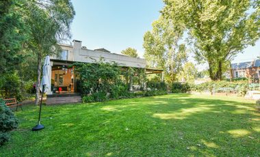 Casa de 4 dormitorios en venta - linda con jcr - Fisherton