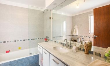 Casa de 4 dormitorios en venta - linda con jcr - Fisherton