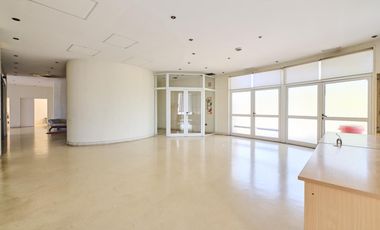 Edificio Comercial en Olivos- Oficinas y Depósito - Panamericana y San lorenzo
