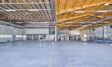 Edificio Comercial en Olivos- Oficinas y Depósito - Panamericana y San lorenzo