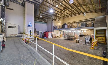 Edificio Comercial en Olivos- Oficinas y Depósito - Panamericana y San lorenzo