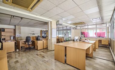 Edificio Comercial en Olivos- Oficinas y Depósito - Panamericana y San lorenzo