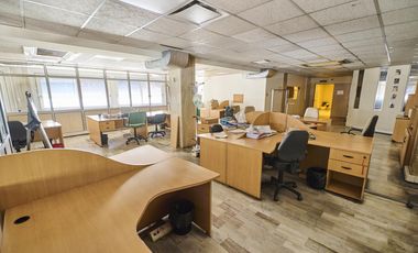 Edificio Comercial en Olivos- Oficinas y Depósito - Panamericana y San lorenzo