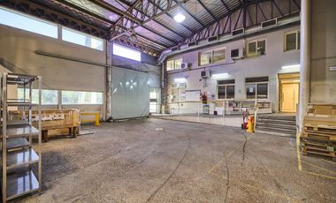 Edificio Comercial en Olivos- Oficinas y Depósito - Panamericana y San lorenzo