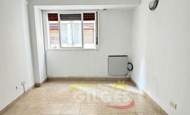 Alquiler de Departamento 2 Ambientes  en Ramos Mejia Excelente Ubicación