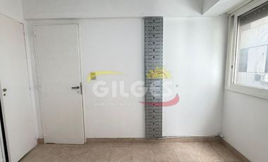 Alquiler de Departamento 2 Ambientes  en Ramos Mejia Excelente Ubicación