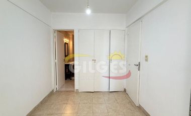 Alquiler de Departamento 2 Ambientes  en Ramos Mejia Excelente Ubicación