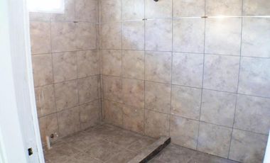 Chalet 5 ambientes totalmente reciclado, a 100 metros de la costa.