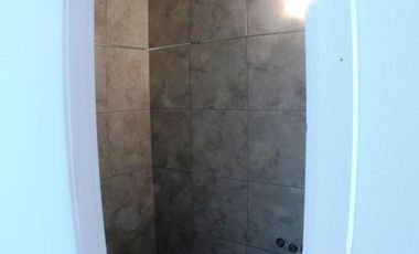 Chalet 5 ambientes totalmente reciclado, a 100 metros de la costa.