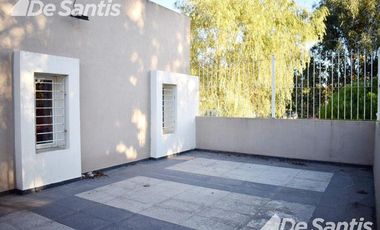 Moderno Chalet 5 ambientes en Colinas Peralta Ramos