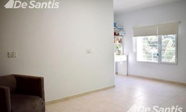 Moderno Chalet 5 ambientes en Colinas Peralta Ramos