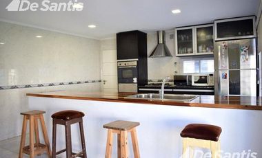 Moderno Chalet 5 ambientes en Colinas Peralta Ramos