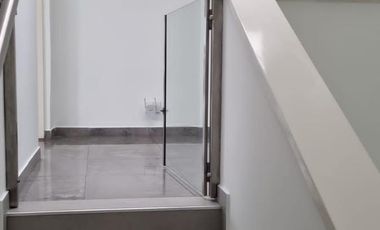 4 DORMITORIOS. AMOBLADA. LOTE INTERNO.