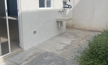CASA EN RENTA EN DOMINIO CUMBRES PRIVADA LUX