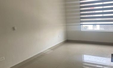 CASA EN RENTA EN DOMINIO CUMBRES PRIVADA LUX