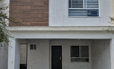 CASA EN RENTA EN DOMINIO CUMBRES PRIVADA LUX