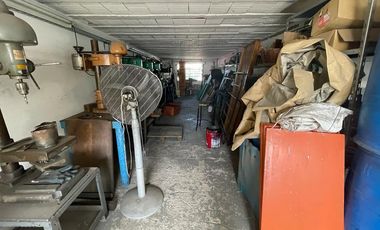 Excelente galpón y departamento en Planta alta en Martin Coronado