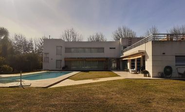 Casa en Los Alamos Club de Campo