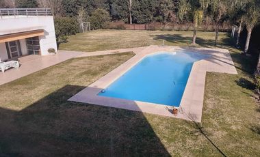 Casa en Los Alamos Club de Campo