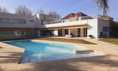 Casa en Los Alamos Club de Campo