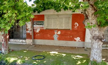 Casa a mts de Uriarte - Venta Directa - OPORTUNIDAD!!!!